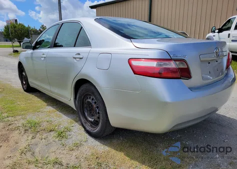 2008 Toyota Camry z USA, uszkodzony, nr VIN 4T1BE46K98U216097